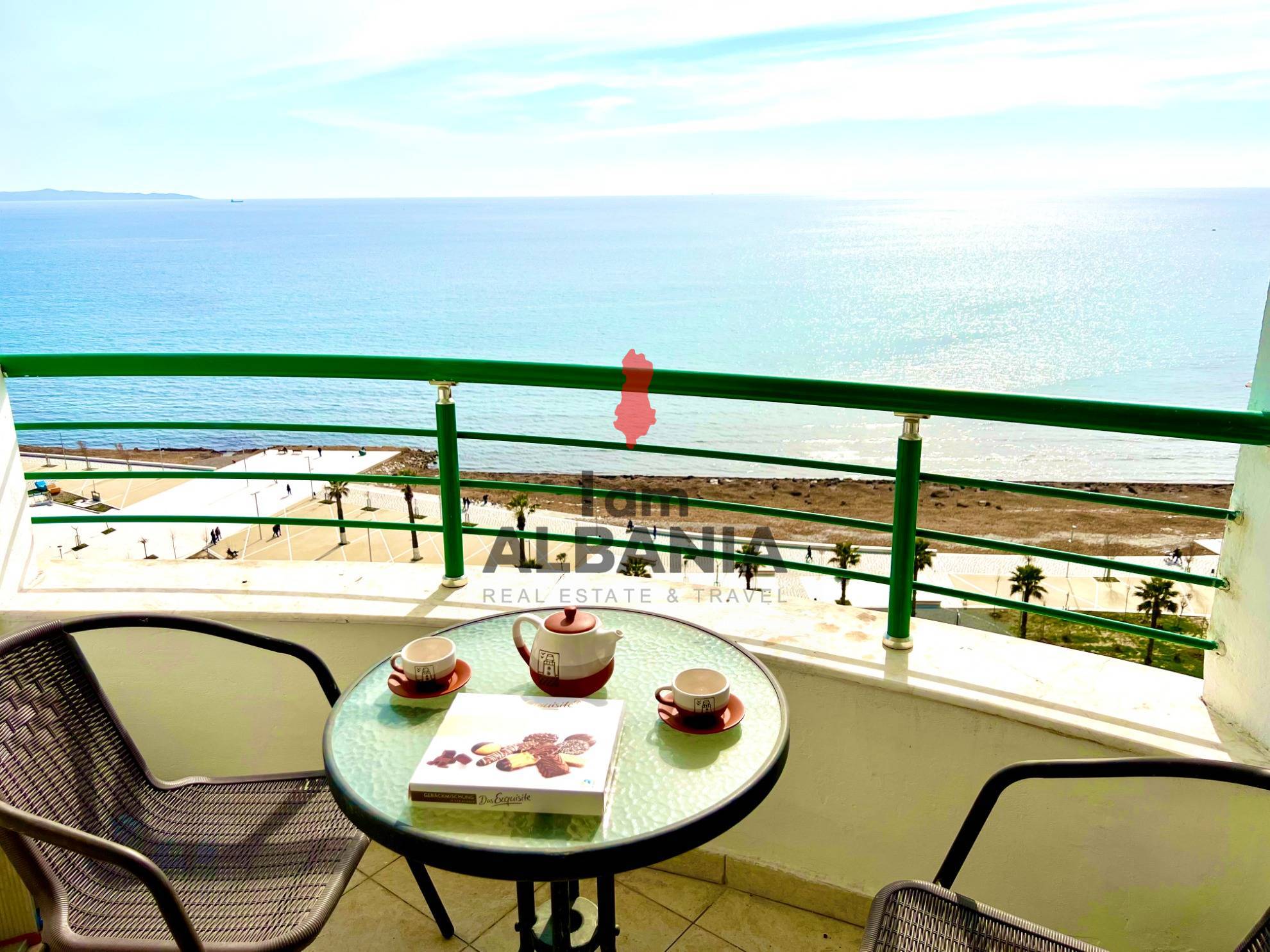 Albania, 3-room apartment and a fantastic view