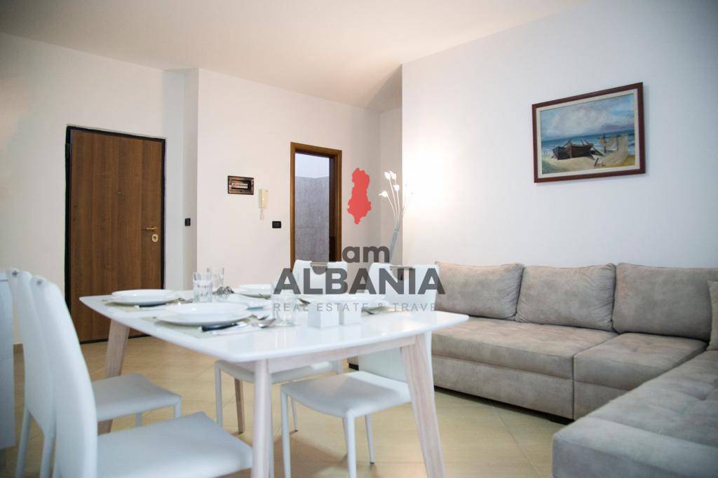 Albania, 3-room apartment directly on the beach in Qerret