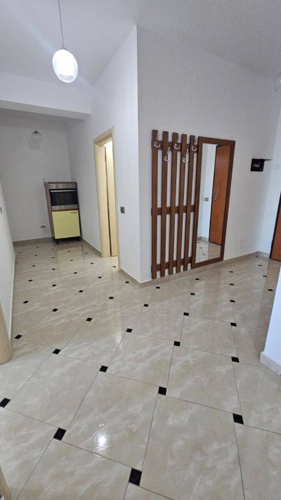 2+1 apartmán s dvoma kúpelňami, garážovým státim a výhľadom na more - 5