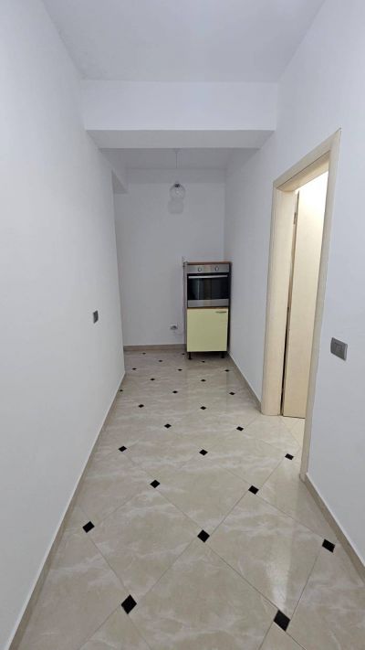 2+1 apartmán s dvoma kúpelňami, garážovým státim a výhľadom na more - 8