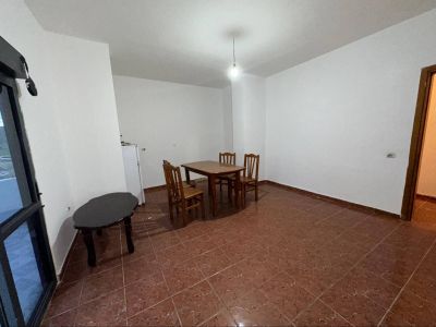 1+1 apartmán 200 m od mora, vhodný na rekonštrukciu - 4