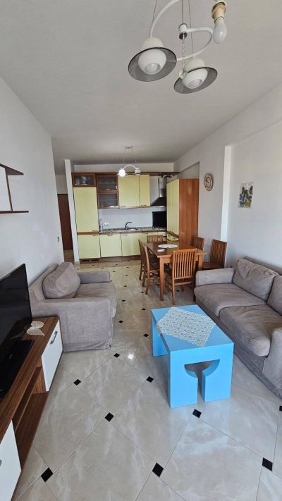 2+1 apartmán s dvoma kúpelňami, garážovým státim a výhľadom na more - 9