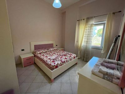 1+1 apartmán blízko mora na prízemí novostavby s balkónom - 2