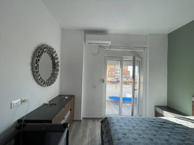 Priestranný, novozariadený 2+1 apartmán pri mori - 9