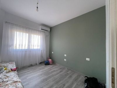 Priestranný, novozariadený 2+1 apartmán pri mori - 12